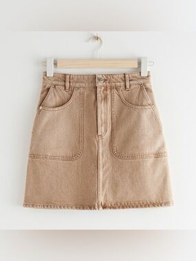 & Other Stories
Denim A-Line Mini Skirt
Size 2